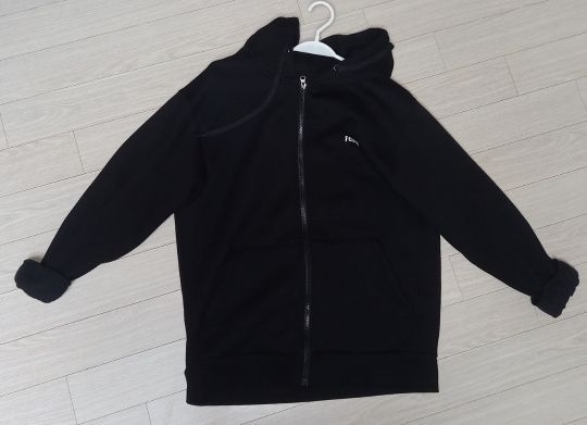トップス FCMM CROSS ZIP UP HOODIE Minimalist Zip Hoodie – From the Cross