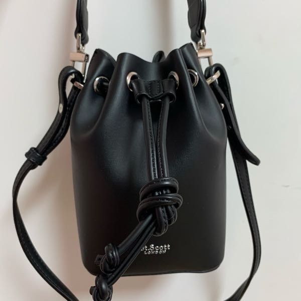 MUSINSA | SAINT SCOTT Lillian mini bucket bag