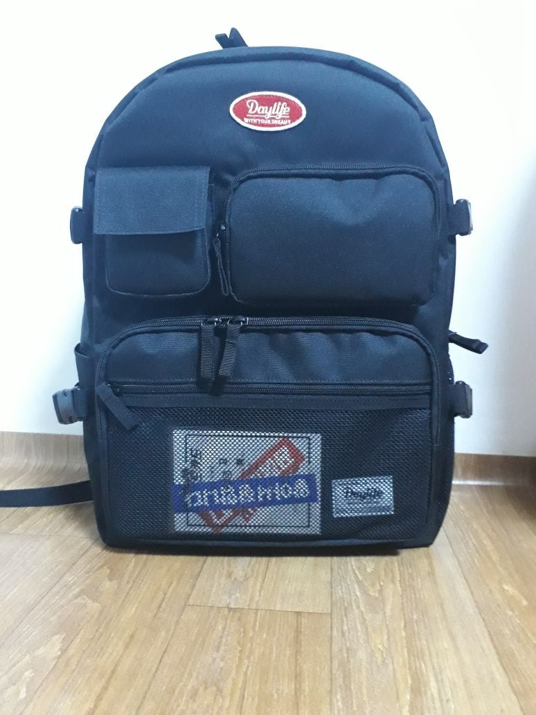 ☆DAYLIFE☆ MULTI POCKET PLUS BACKPACK DAYLIFE MULTI POCKET BACKPACK - DAYLIFE | 60% - Asian