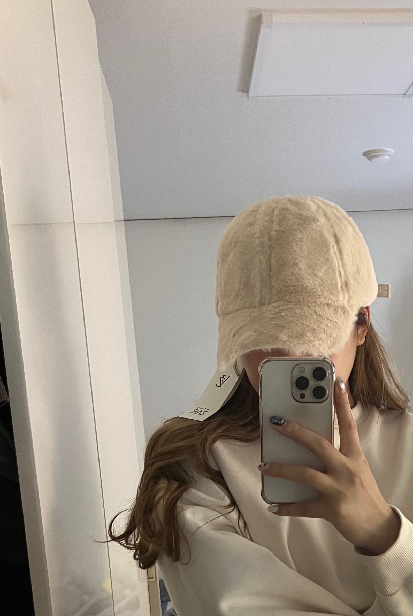 ★VARZAR★ Fur logo point ball cap gray MUSINSA | VARZAR Fur Logo Point Ball Cap Cream