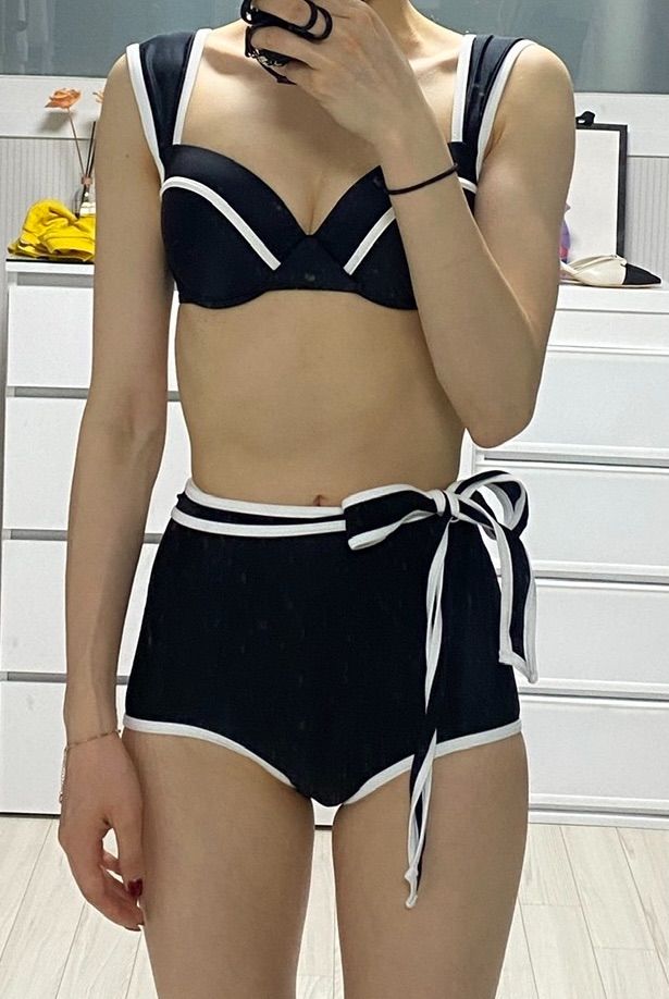 ★送料・関税込★AGNEL★White Swan Bikini High-Waist Pants★ white-high-waisted-elegant-