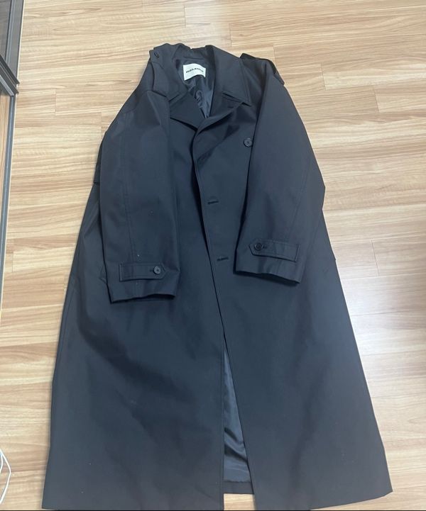 MUSINSA公式 | INSILENCE Oversize Trench Coat BLACK