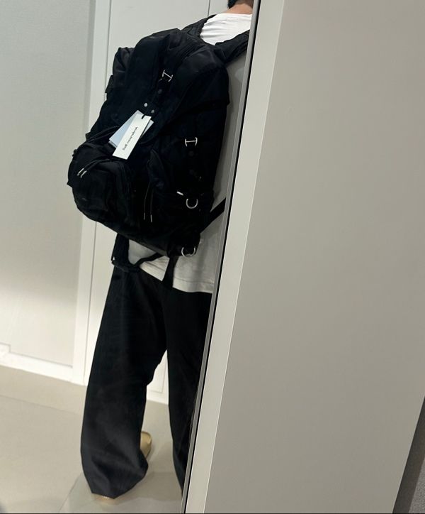 Andersson Bell BERLIN BACKPACK 美品 UNISEX TECHNICAL BERLIN BACKPACK aaa237u(BLACK) – Andersson Bell