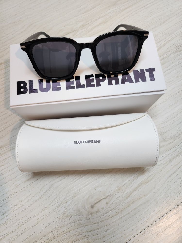 【美品】BLUE ELEPHANT DUSTIN サングラス ケース付き MUSINSA公式 | BLUE ELEPHANT DUSTIN black-po