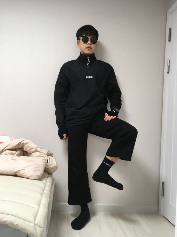 MUSINSA | FCMM Club Team Half Zip Windbreaker - Black
