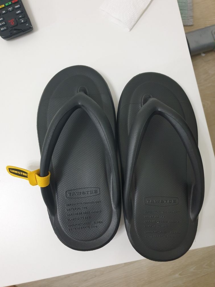 ◆TAW&TOE◆ Zerovity OG Sand Beige Z-FF-SBAJ New TAW&TOE FLIP FLOP ZEROVITY OG SAND BEIGE Z-FF-SBAJ Light