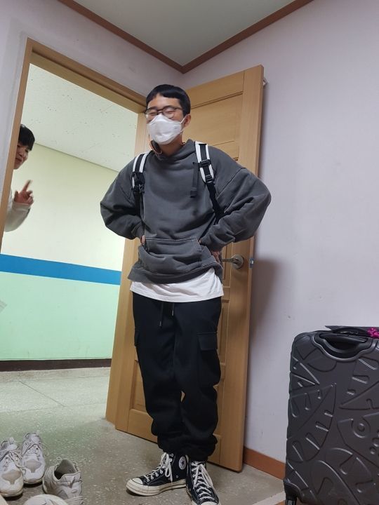ATTENTIONROWのSolid Curve Tunnel Oversized Fit Setup Hoodie MUSINSA | ATTENTIONROW CURVE TUNNEL PIGMENT OVERSIZED SETUP