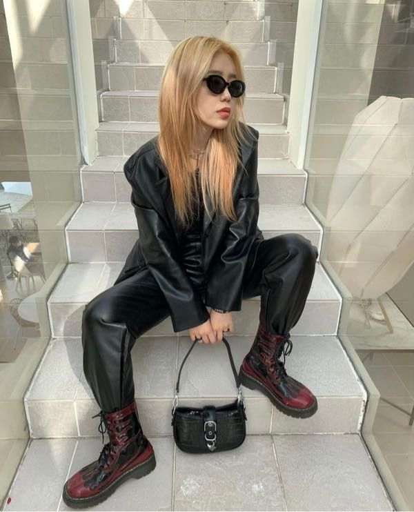 MUSINSA | FANCY CLUB [NF] Leather Buckle Shoulder Bag (BLK