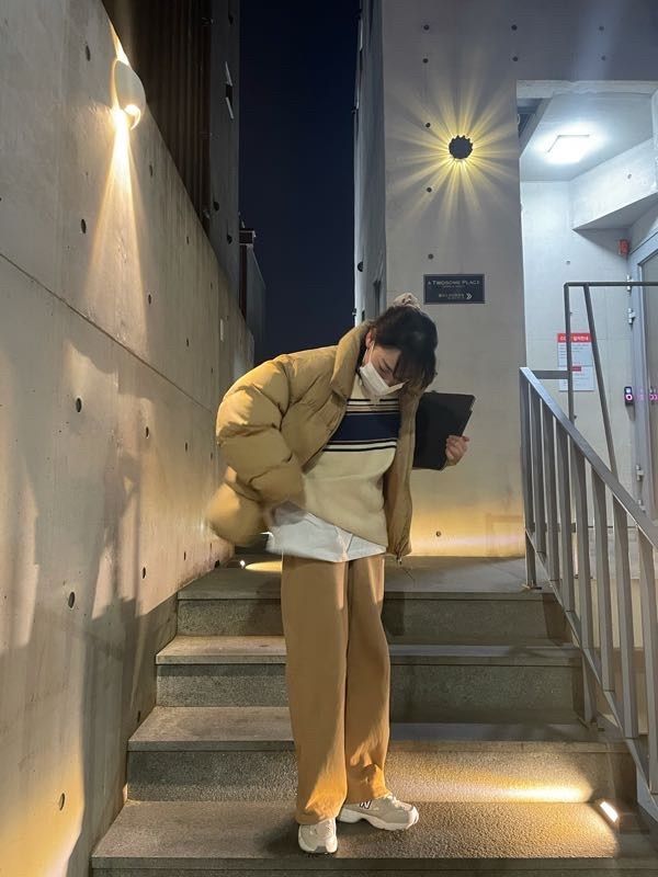 ★CPGN STUDIO_COMPAGNO★ Cheese Club V-neck Knit Cream MUSINSA | CPGN STUDIO COMME V NECK SWEATER CREAM