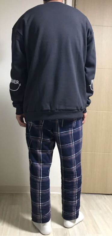 【GRAVER】Elbow Smile Drawing White Clip Windbreaker Designer fashion, Seoul-fully created | W Concept