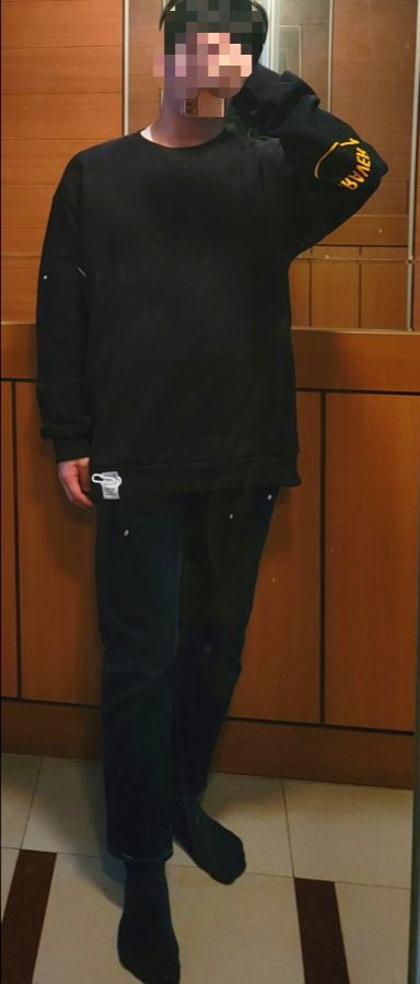 【GRAVER】Elbow Smile Drawing White Clip Windbreaker Designer fashion, Seoul-fully created | W Concept