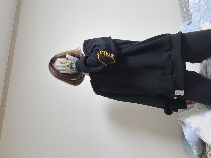 【GRAVER】Elbow Smile Drawing White Clip Windbreaker MUSINSA | GRAVER [UNISEX] ELBOW FLOWER DOT WHITE CLIP