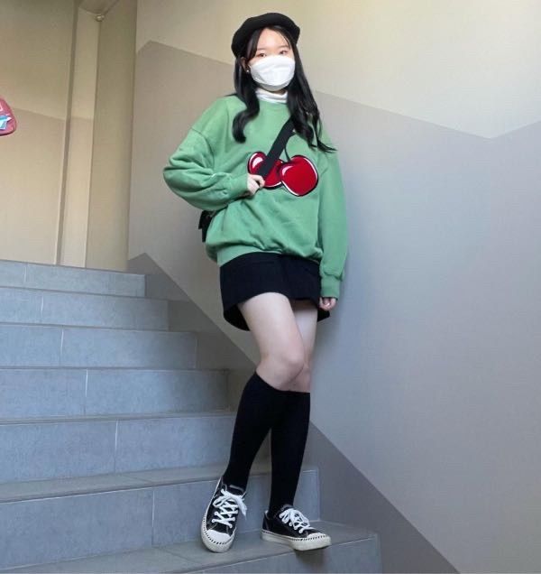 MUSINSA | KIRSH Big Cherry Sweatshirt KS [Sky]