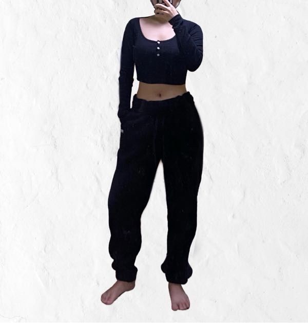 MUSINSA | FCMM Club Team Essentials Sweatpants 2.0 - Black
