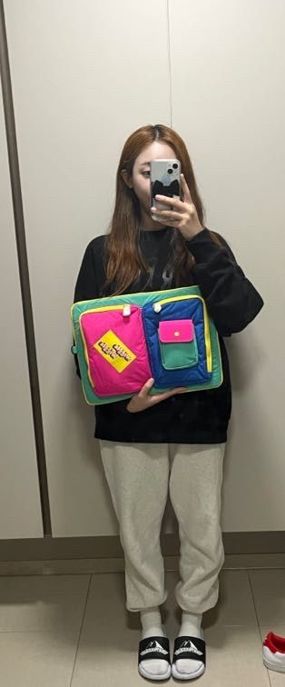 【Wiggle Wiggle】POCKET LAPTOP POUCH MUSINSA | WIGGLE WIGGLE Pocket Laptop Pouch - Green