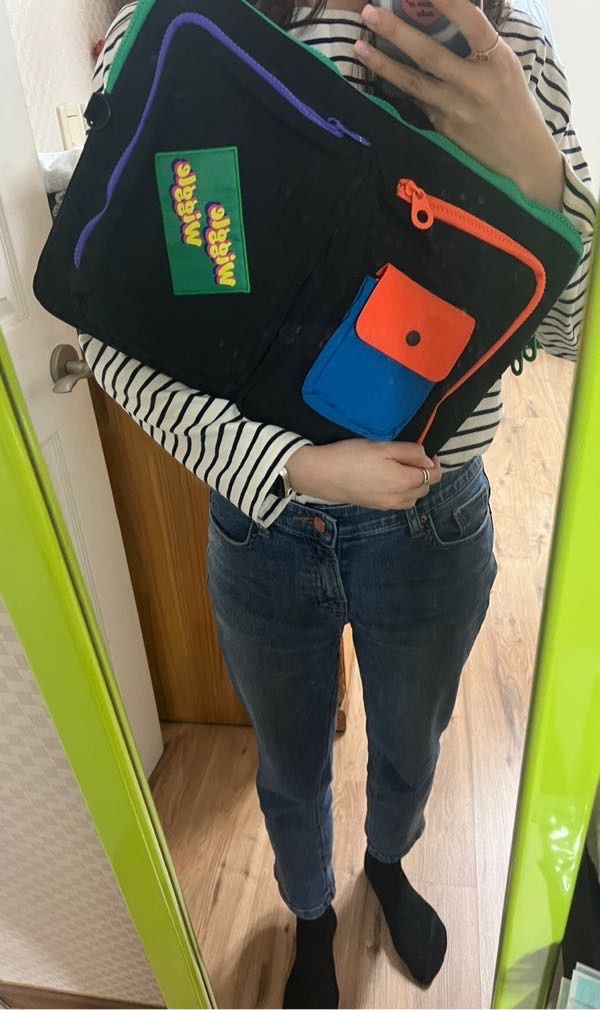 【Wiggle Wiggle】POCKET LAPTOP POUCH MUSINSA | WIGGLE WIGGLE Pocket Laptop Pouch - Green