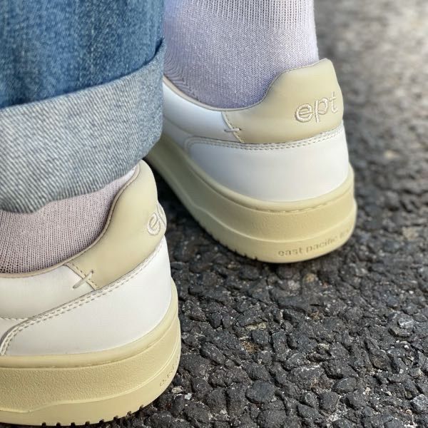 MUSINSA | EPT COURT (TOFU/BURGUNDY)