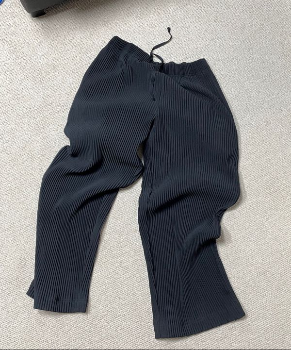 MUSINSA | MUSINSA STANDARD PLEATED WIDE ELASTIC WAIST PANTS [BLACK]