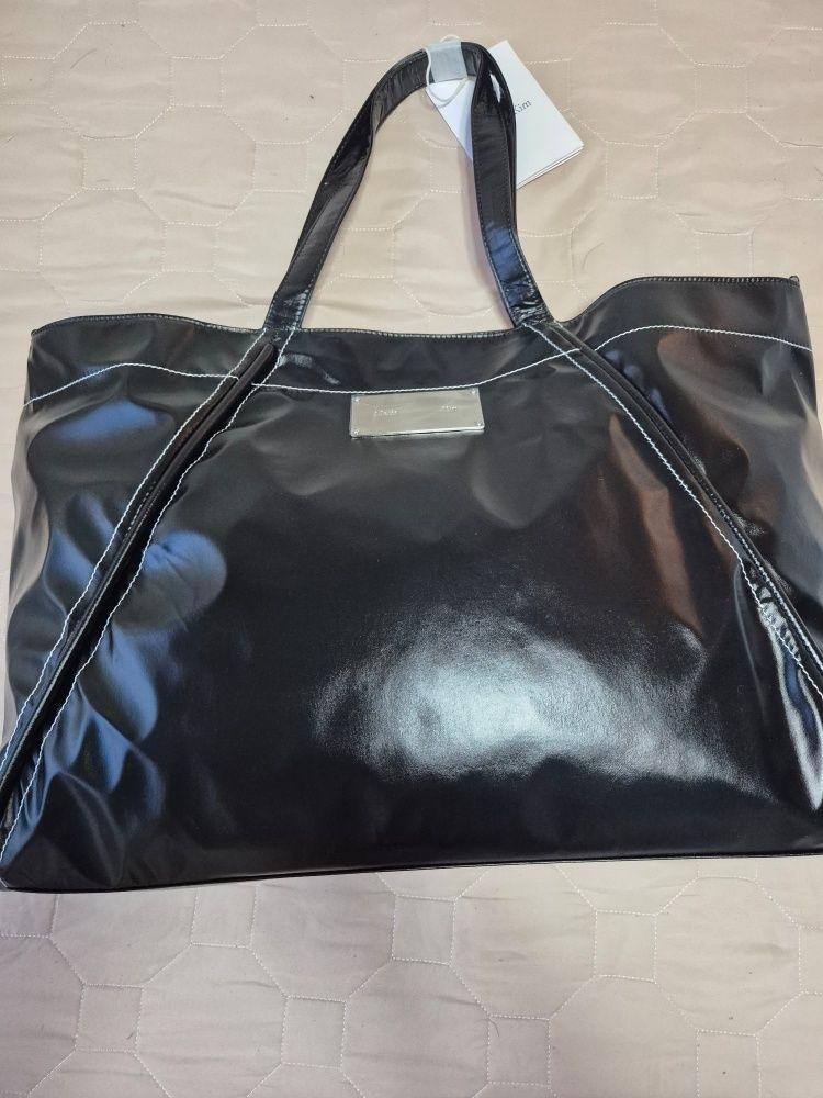 MUSINSA公式 | MATIN KIM BIG COATING TOTE BAG IN BLACK