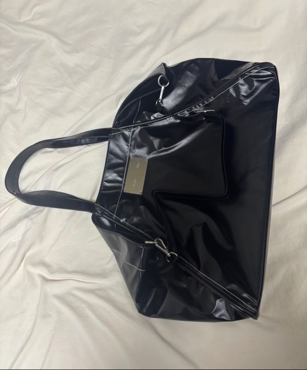 MUSINSA公式 | MATIN KIM BIG COATING TOTE BAG IN BLACK