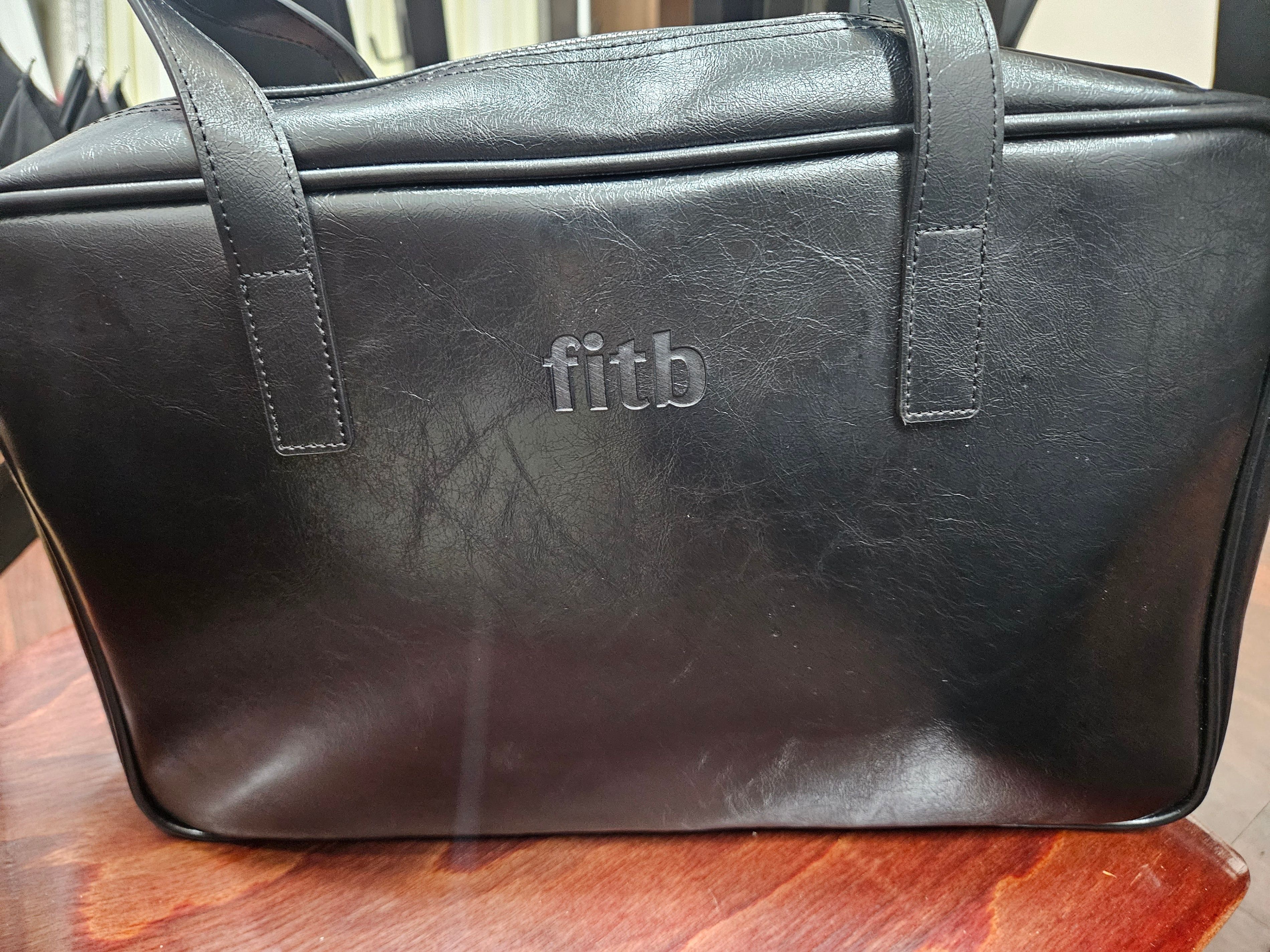 MUSINSA | FILLINTHEBLANK Trapezoid Shoulder Bag (black)