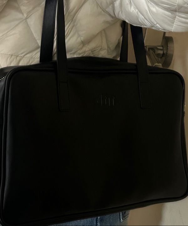 MUSINSA | FILLINTHEBLANK Trapezoid Shoulder Bag (black)