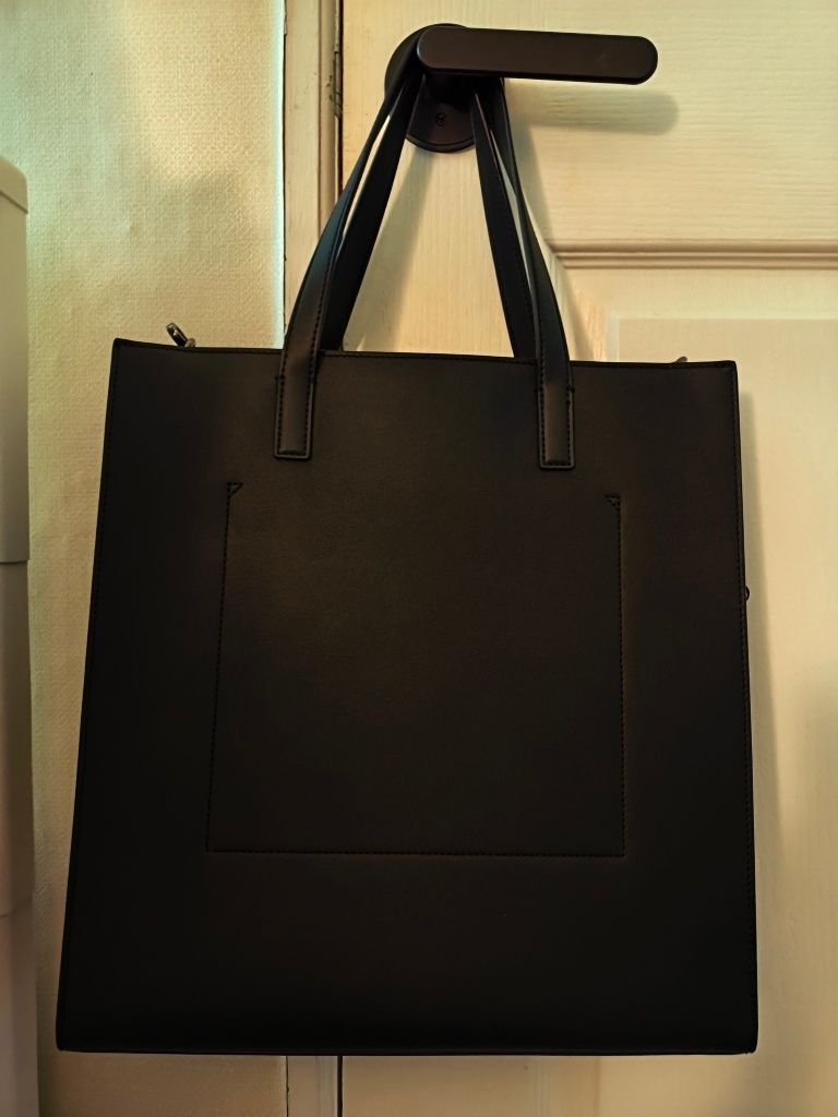 MUSINSA | MUSINSA STANDARD Synthetic Leather Square Tote Bag