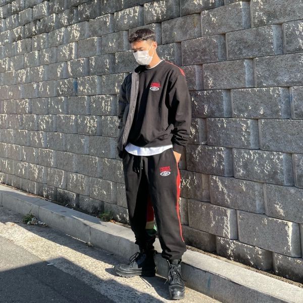 Tシャツ・カットソー LMC LMC X SCARFACE THE WORLD IS YOURS SWEATSHIRT black 0LM21 Tシャツ・カットソー LMC LMC X SCARFACE THE WORLD IS YOURS
