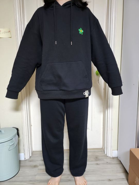 【GRAVER】Green Flower Smile Embroidered White Clip Hoodie MUSINSA | GRAVER [UNISEX] GREEN FLOWER SMILE EMBROIDERED
