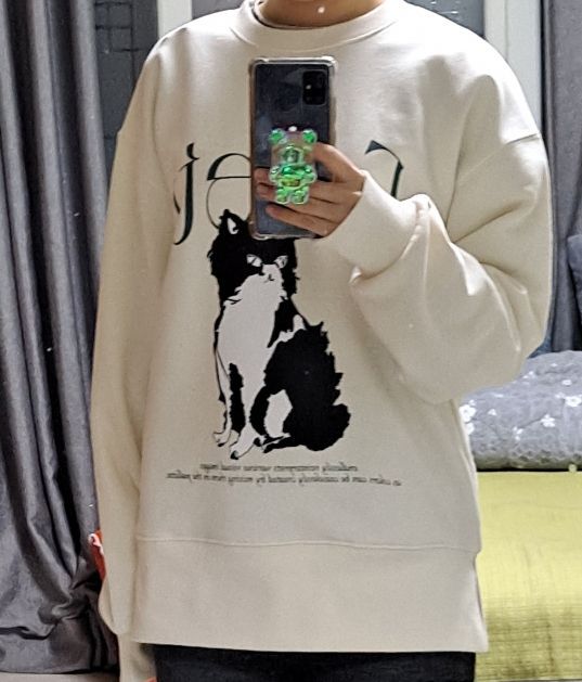 MUSINSA | FALLETT Drawing Nero Sweatshirt Ivory