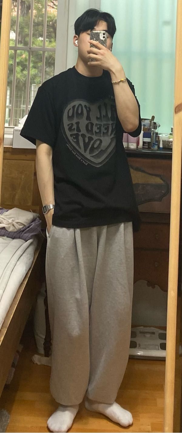 日本未入荷ADDOFFのNEED LOVE T-SHIRT 全3色 MUSINSA公式 | ADDOFF NEED LOVE GIRL T-SHIRT NAVY