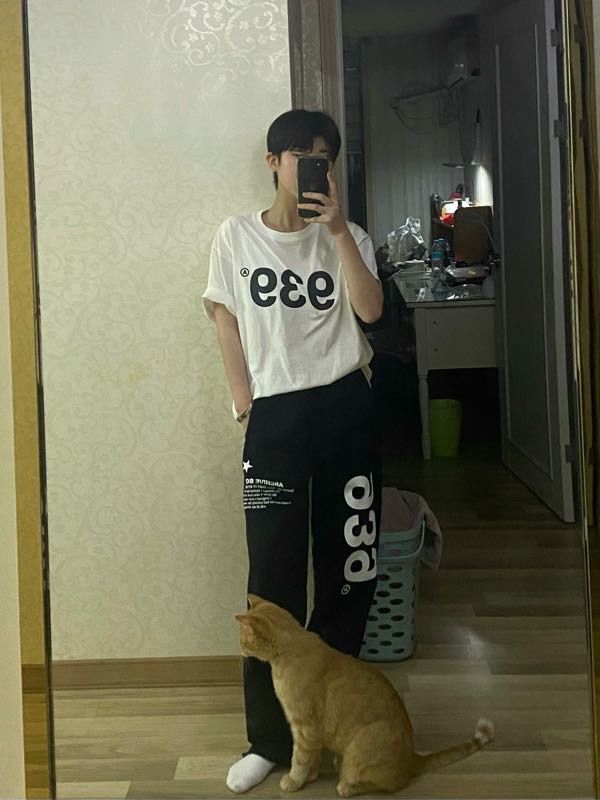 ARCHIVE ■ BOLD 939 LOGO T-SHIRTS 939 LOGO T-SHIRTS (WHITE) - ARCHIVE BOLD | 60% - Asian