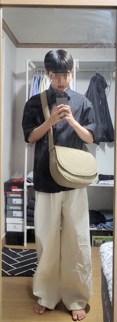 MUSINSA | MAZI UNTITLED Small Runner's Bag (Black)