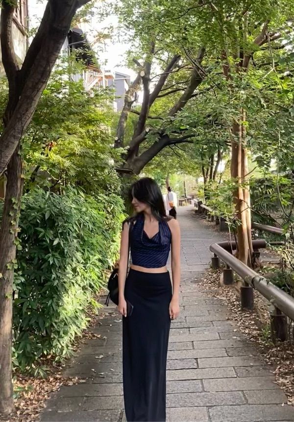 Draping Halter Top (navy) - Not your rose | 60% - Asian