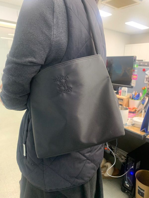 トートバッグ [mucu and ebony]Nearest Bag _ Black MUSINSA | MUCU AND EBONY nearest bag nearest black