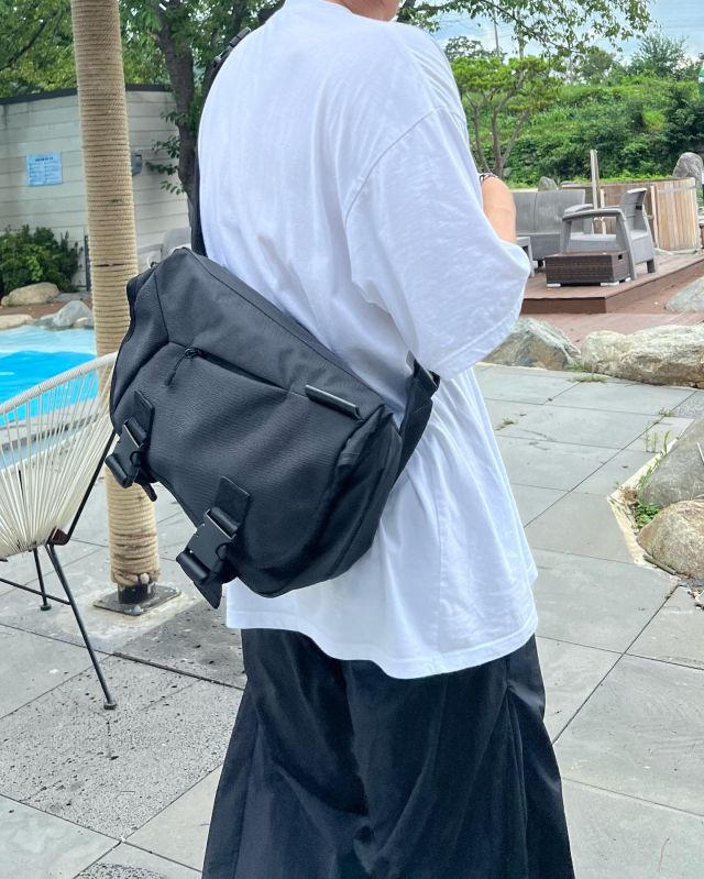 ショルダーバッグ MONSTER REPUBLIC COMPOUND MESSENGER BAG MINI 161006131253 MUSINSA | MONSTER REPUBLIC COMPOUND MESSENGER BAG - MINI