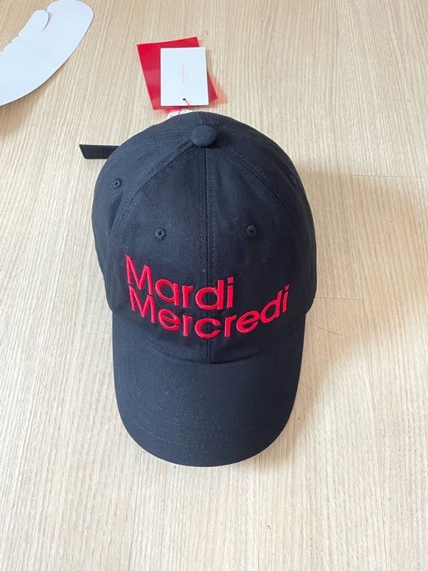 MUSINSA公式 | MARDI MERCREDI CAP MARDI NOUVEAU_BLACK RED