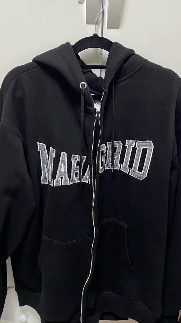 MUSINSA | MAHAGRID APPLIQUE ZIP UP HOODIE BLACK(MG2CFMM428A)