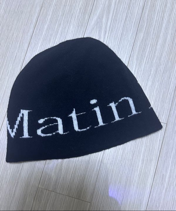 【新品未使用正規品】Matin Kim LOGO SHORT BEANIE 黒 MATIN KIM】 LOGO JACQUARD SHORT BEANIE ☆大人気☆ (Matin Kim