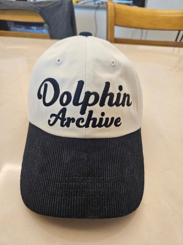 MUSINSA | WAI KEI Dolphin Archives Two Tone Ball Cap Navy
