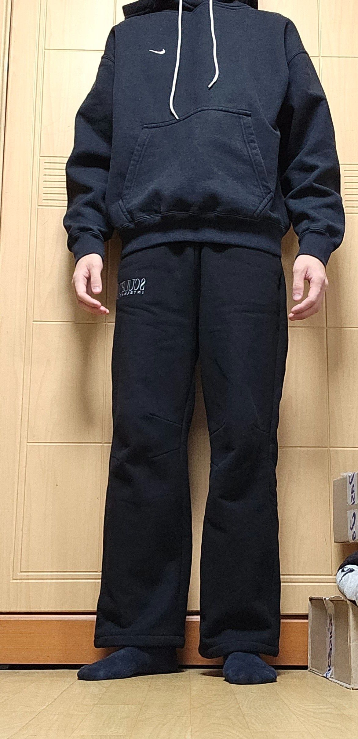 MUSINSA | SCULPTOR Classic Logo Sweat Pants Black