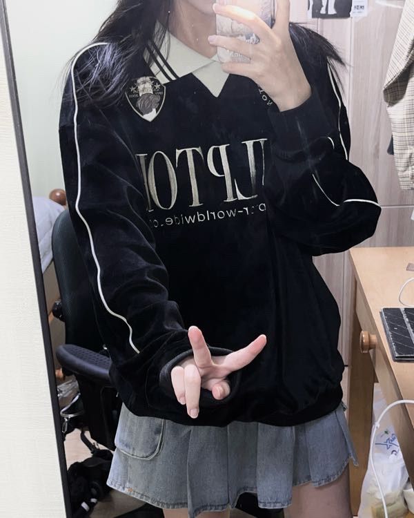 MUSINSA | SCULPTOR Velour Soccer Jersey Black