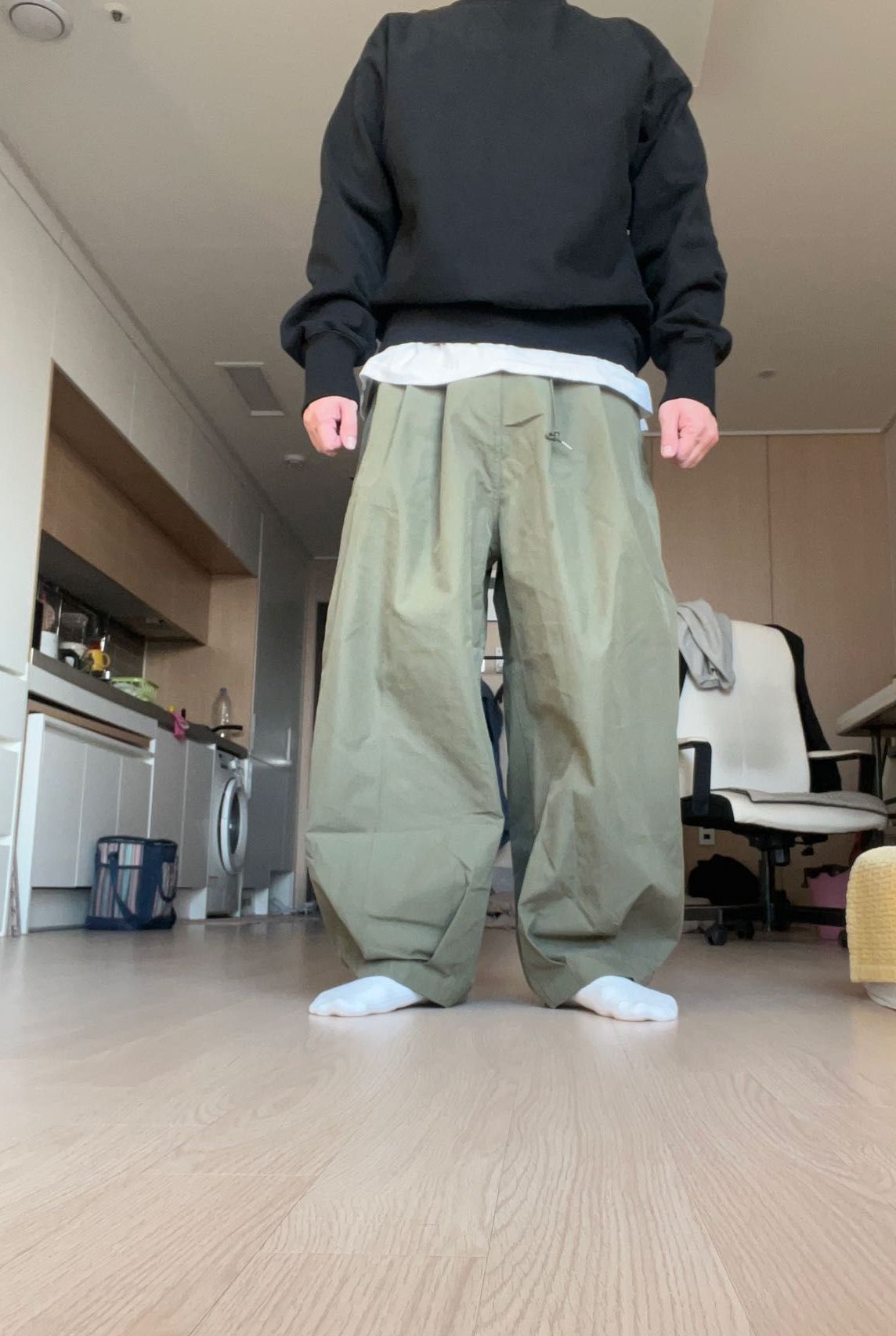 パンツ IONSEOUL paper cargo balloon banding pants BBU258 Laoban Chinese Style BBQ Pork Bao Buns Same-Day Delivery or