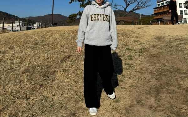 MUSINSA | YESEYESEE [22FW] Arch Logo Hoodie Grey