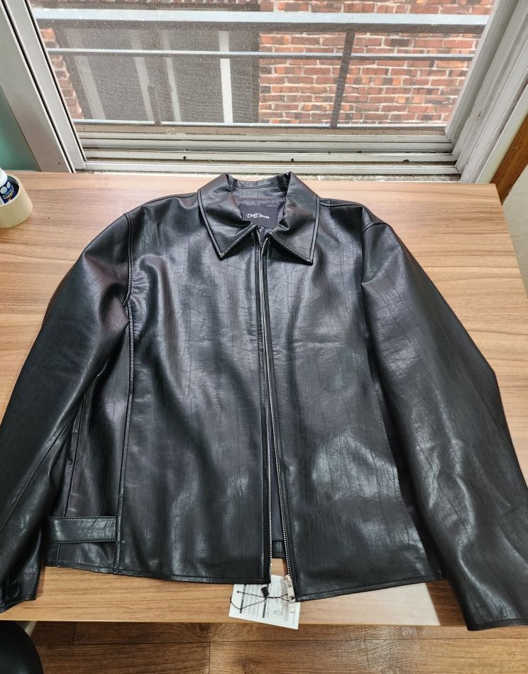 MUSINSA | DOFFJASON Oversized Vegan Leather Crop Single Jacket BLACK