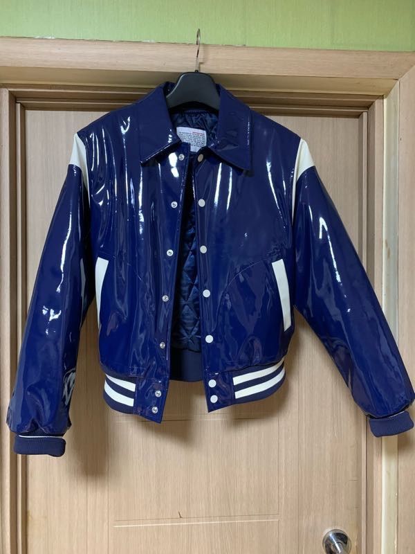 MUSINSA公式 | BIRTHDAYSUIT PATENT STADIUM JACKET (BLUE)