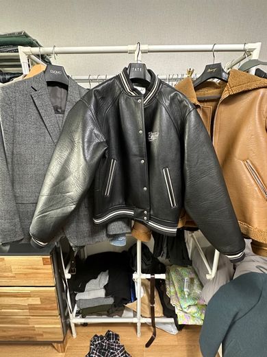 MUSINSA公式 | PHYPS LEATHER VARSITY JACKET DARK BLACK