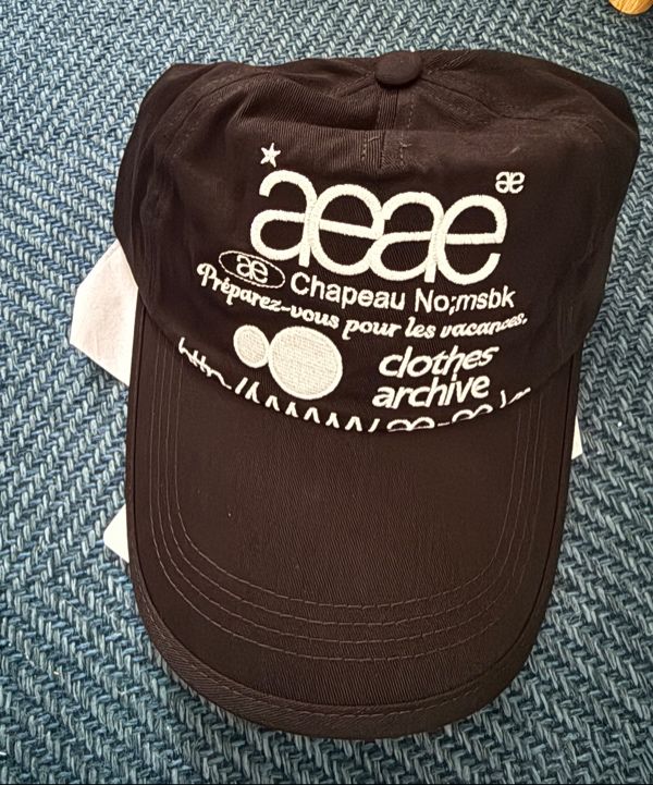MUSINSA | AEAE WEB LOGO 5PANNEL CAP [BLACK]