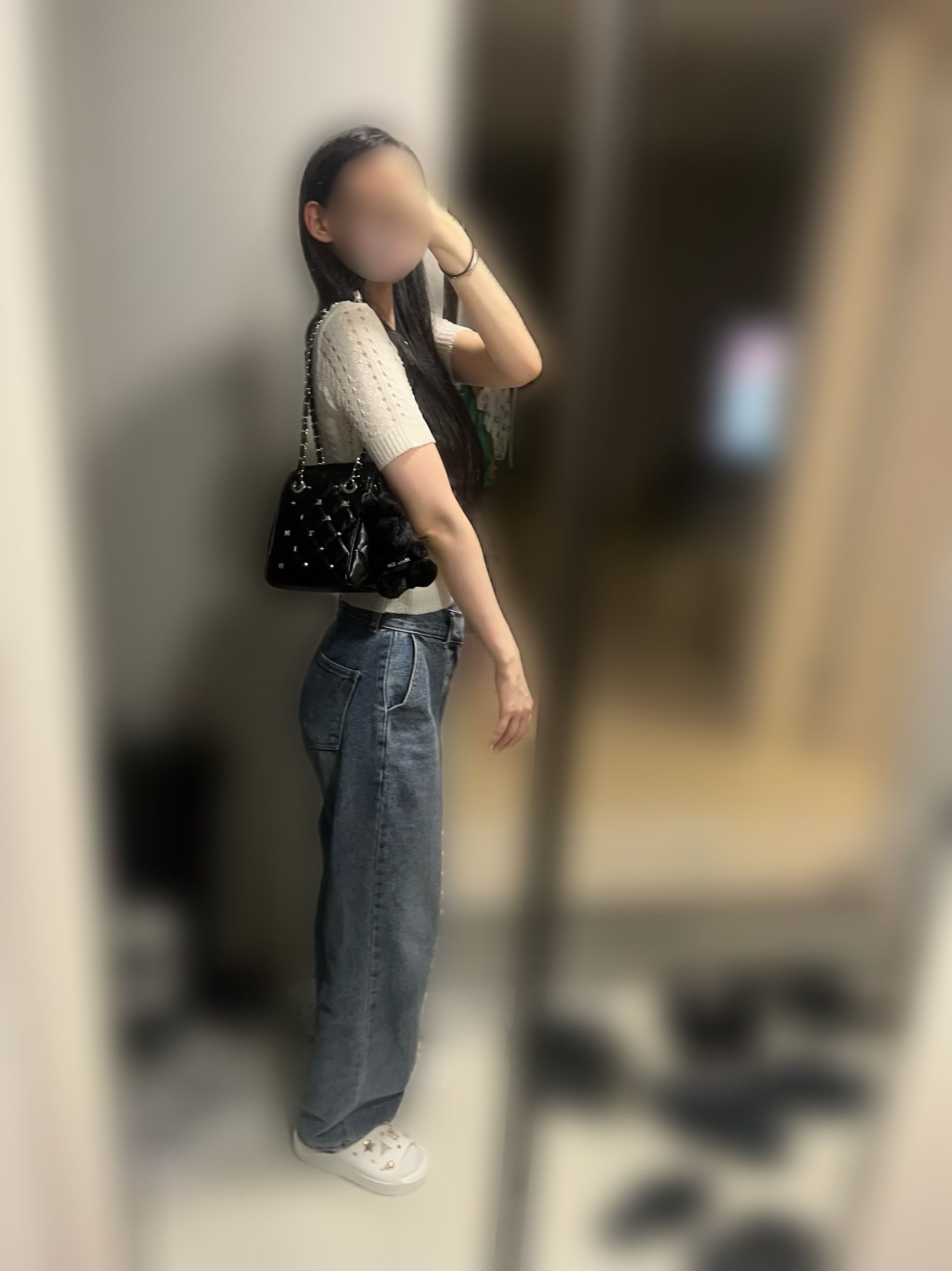 ★ SALE!! ★【Matin Kim】STUD MINI QUILTING BUCKET BAG ☆ SALE!! ☆【Matin Kim】STUD MINI QUILTING BUCKET BAG