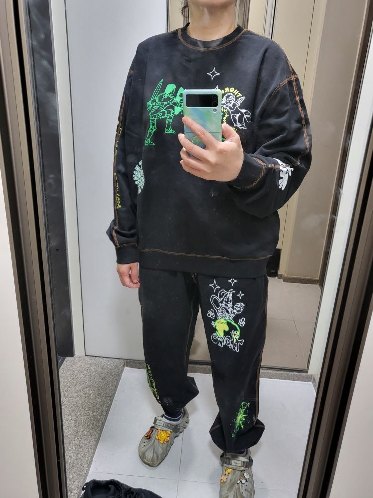 MUSINSA | LMC LMC THORNS COLLAGE CNTRST ST SWEATPANTS black